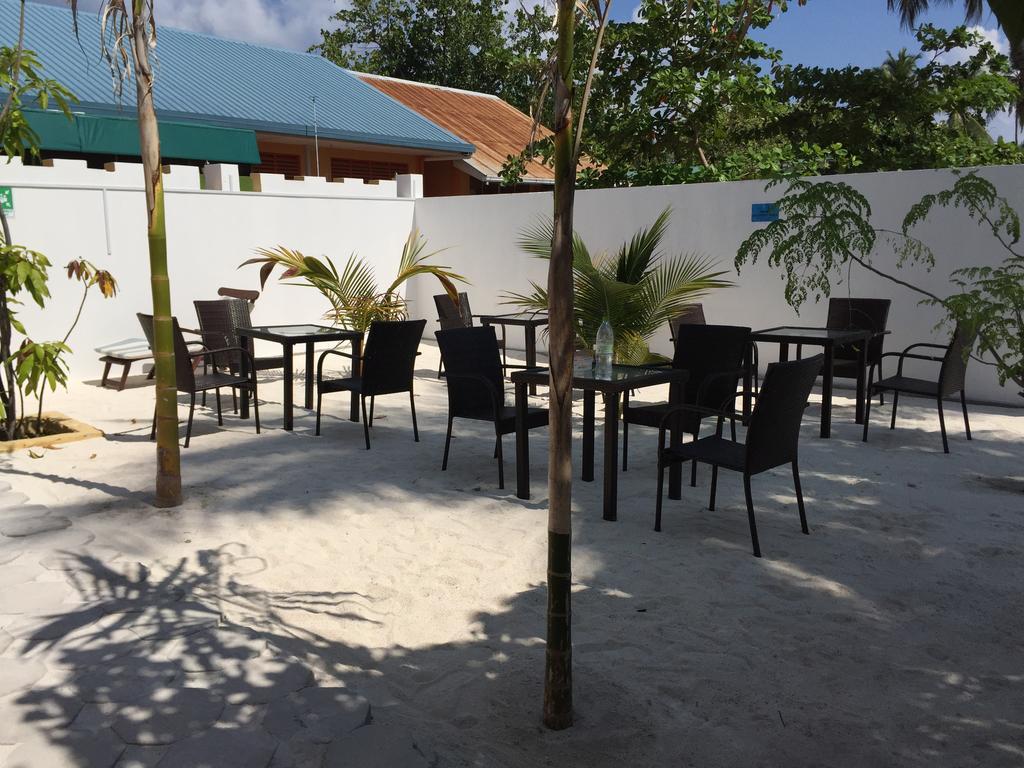Castle Inn Bodufolhudhoo Exteriör bild